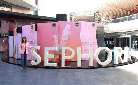 Sephora Named Top Beauty Retailer in New, Social Media.